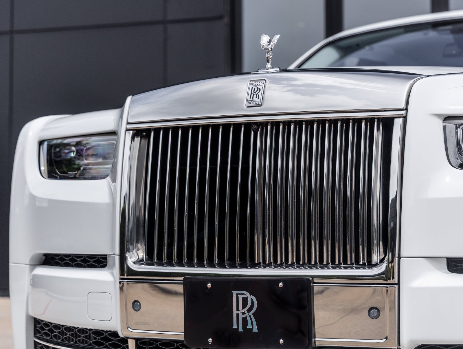 2023 Rolls-Royce Phantom Base