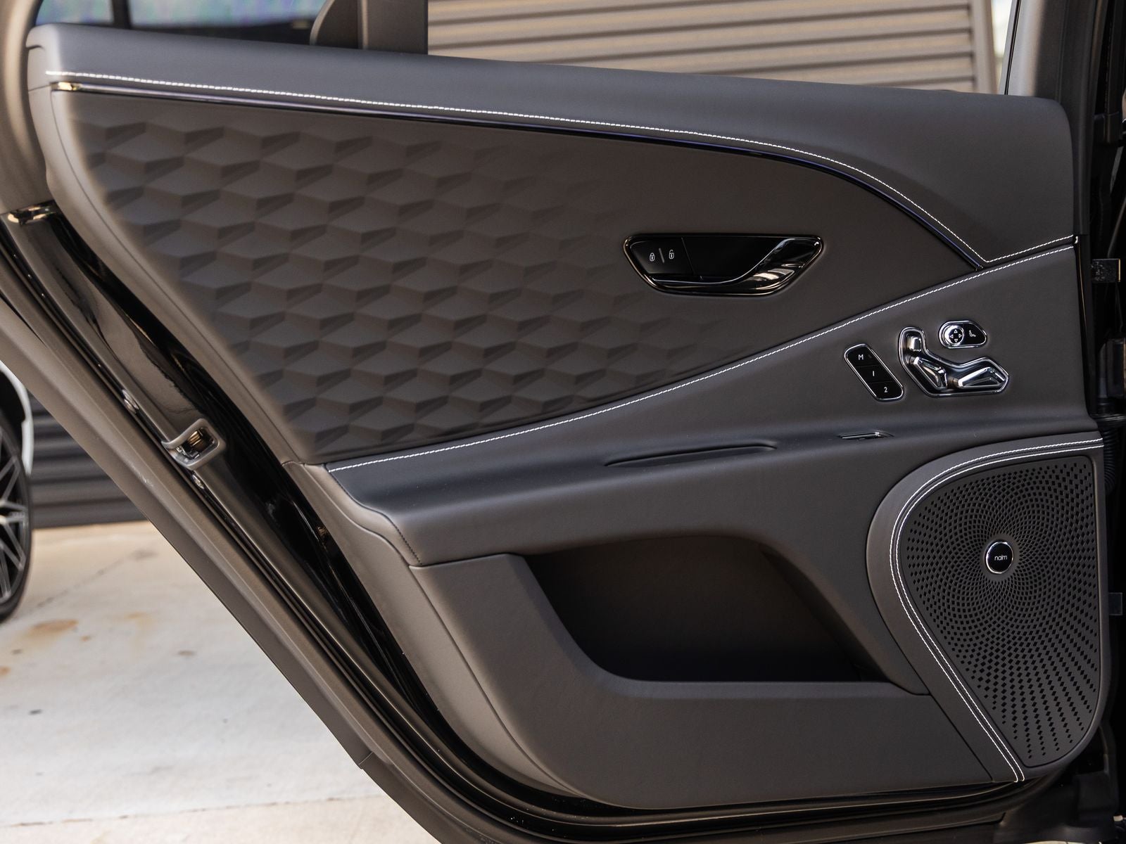 2025 Bentley Flying Spur Speed