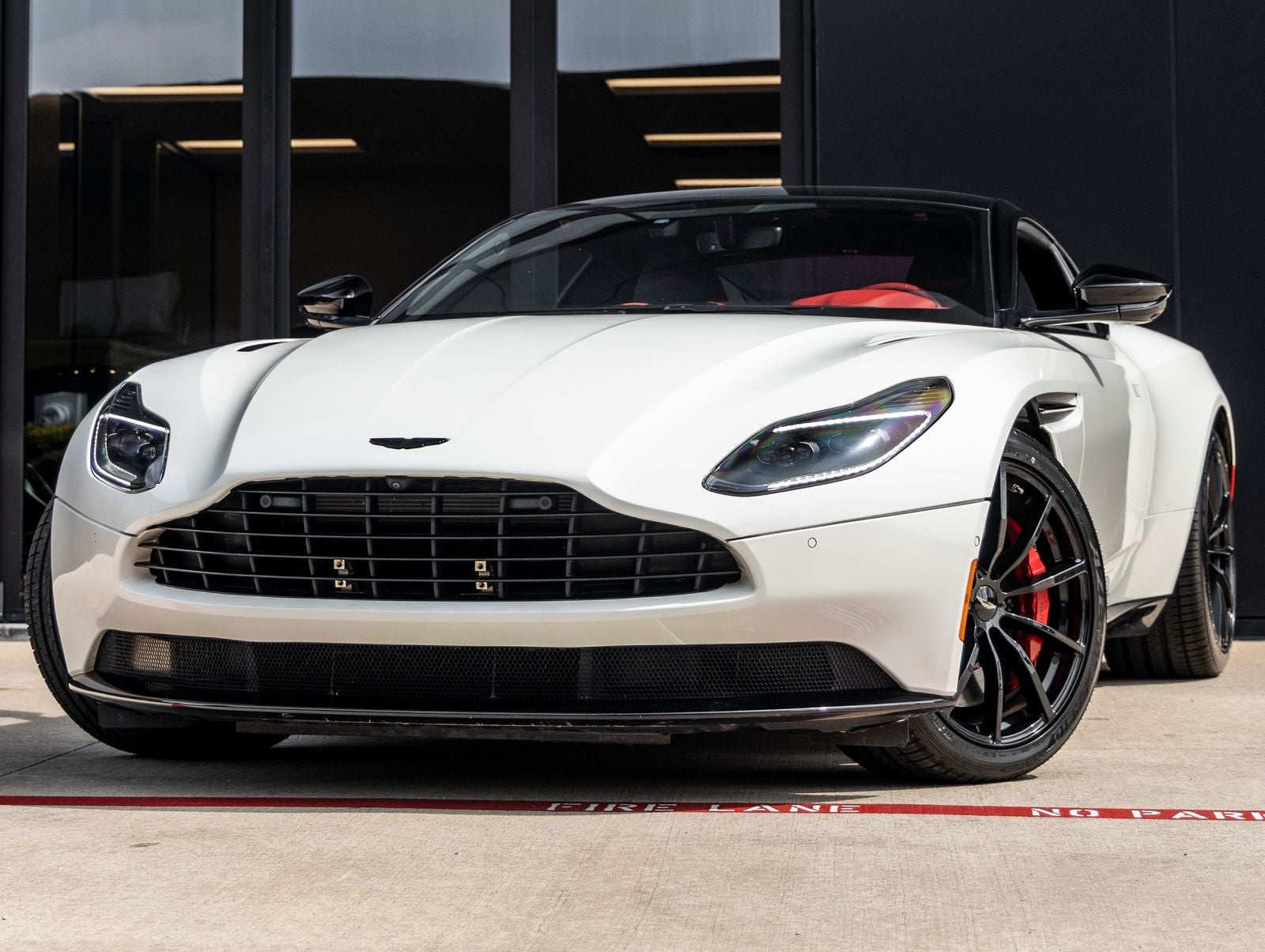 2022 Aston Martin DB11 Base