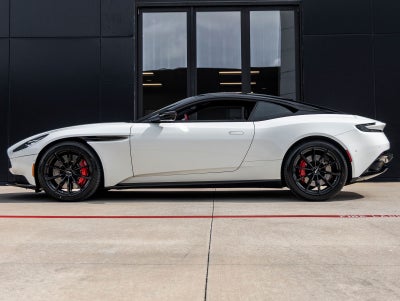 2022 Aston Martin DB11 Base