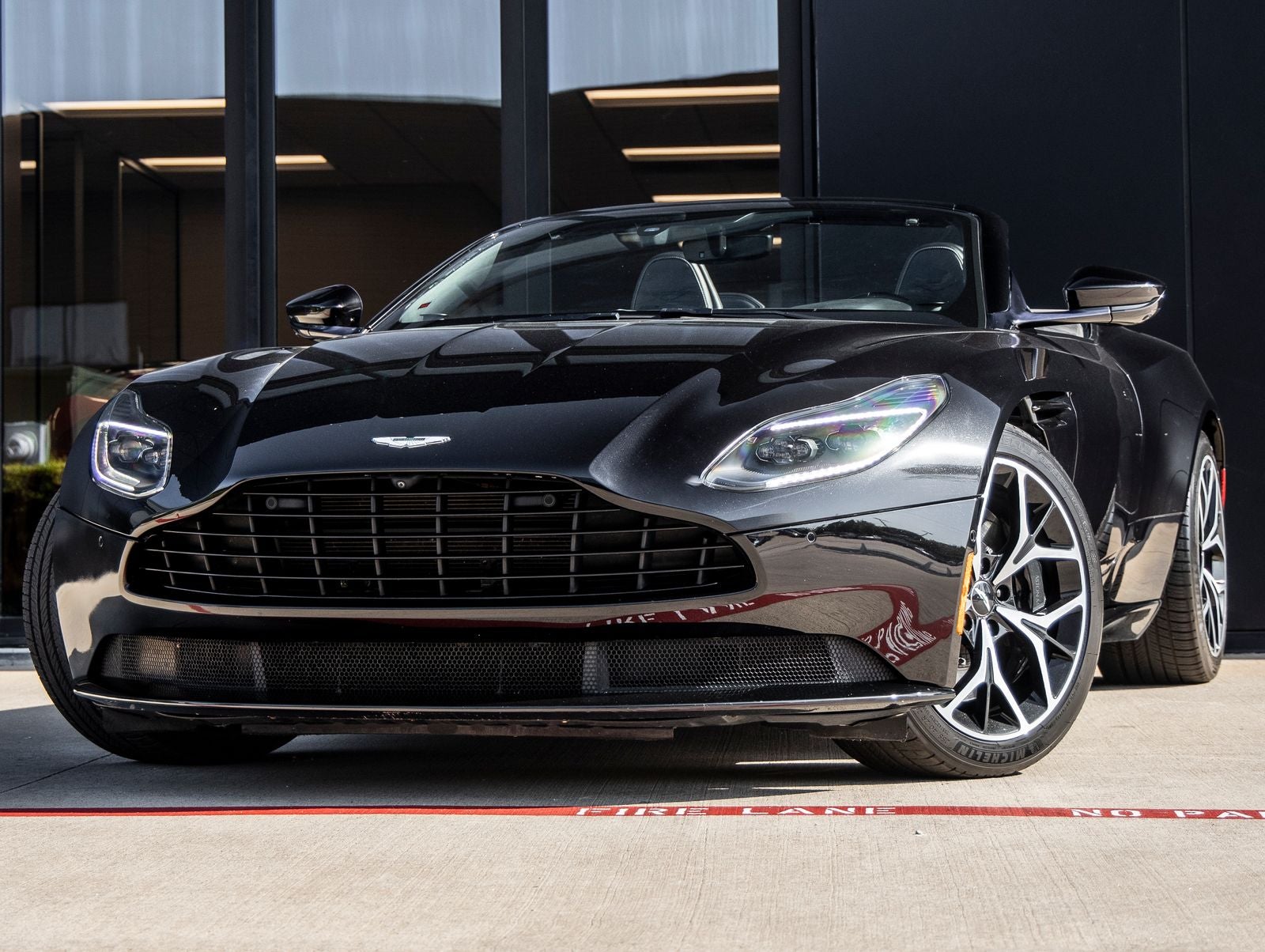 2019 Aston Martin DB11 Volante