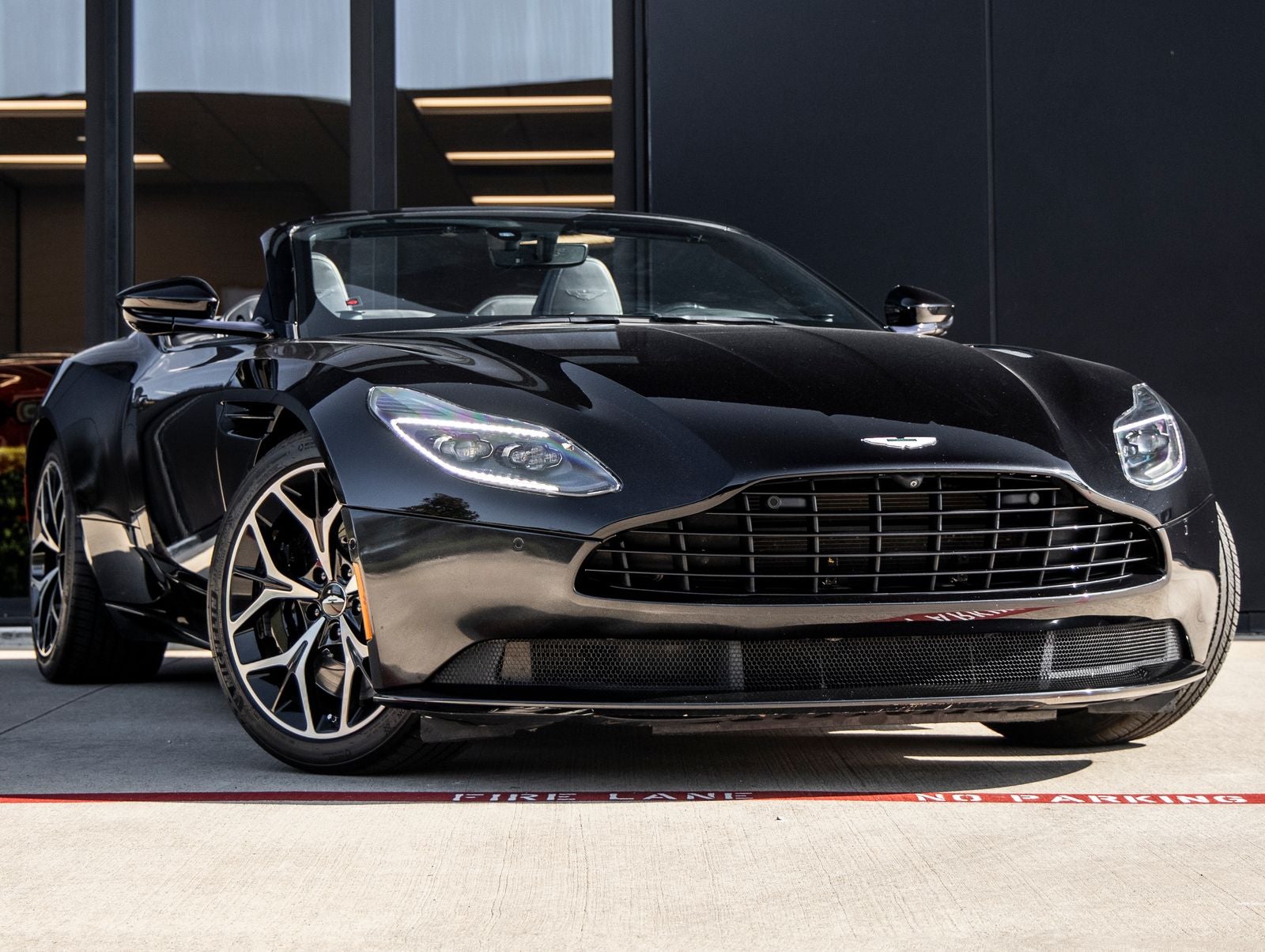2019 Aston Martin DB11 Volante