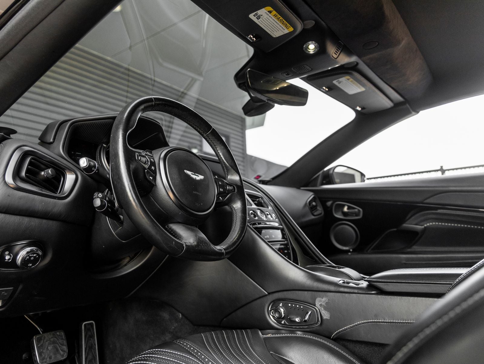 2019 Aston Martin DB11 Volante
