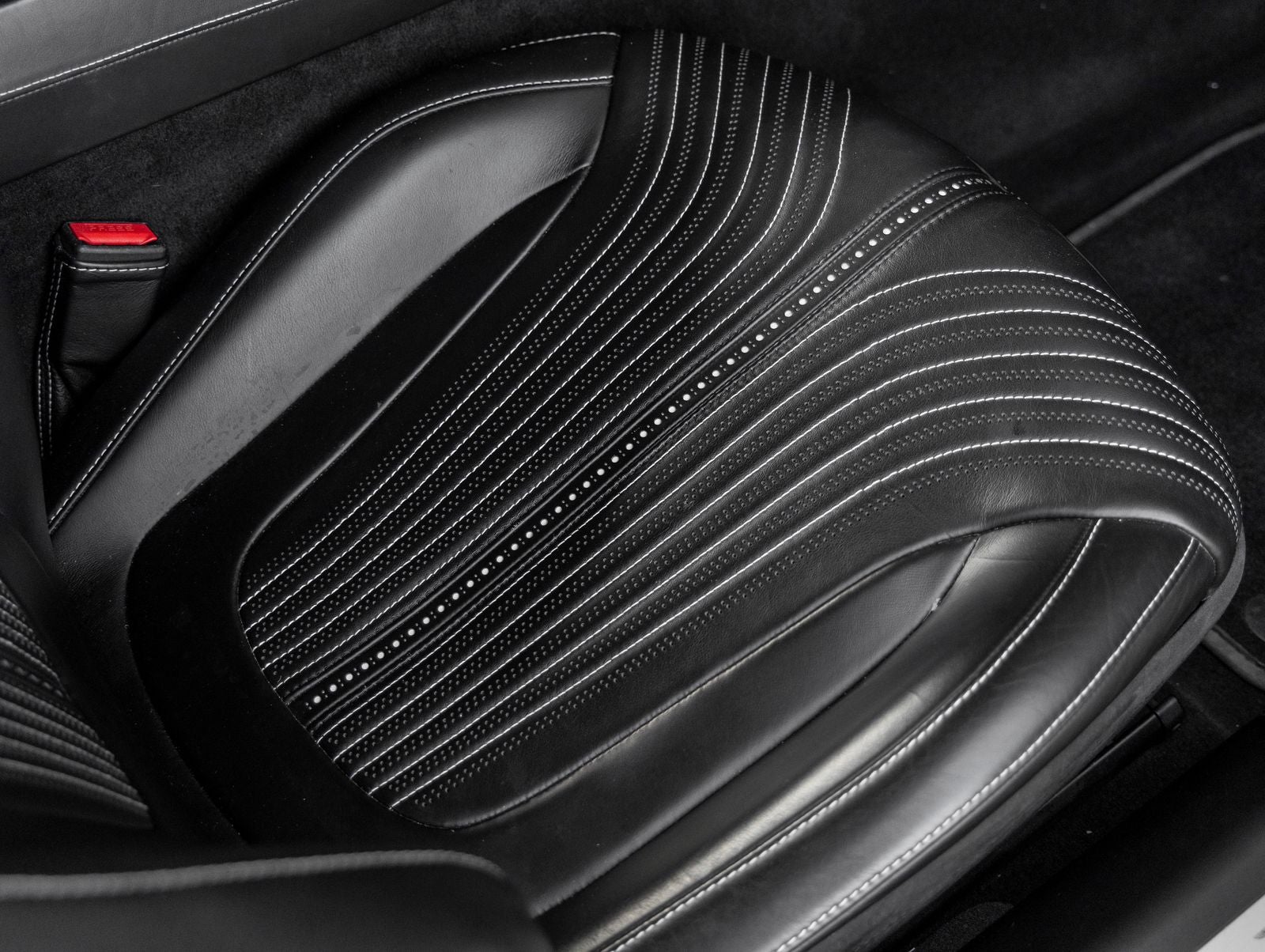 2019 Aston Martin DB11 Volante