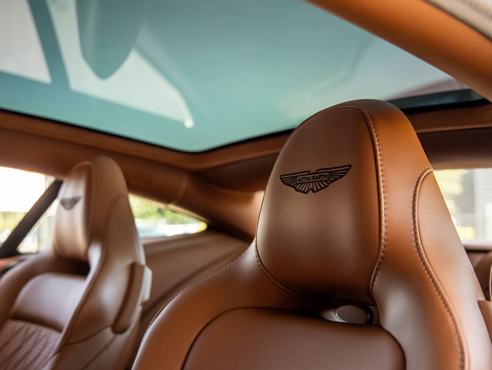 2026 Aston Martin DB12 Base