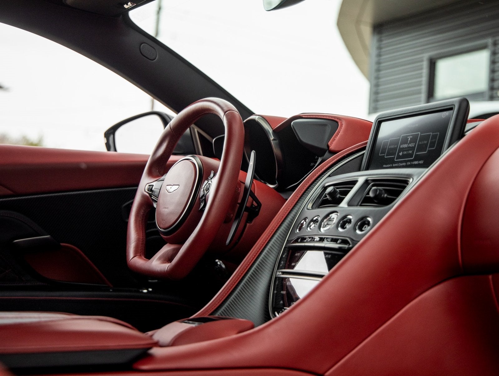 2019 Aston Martin DBS Superleggera