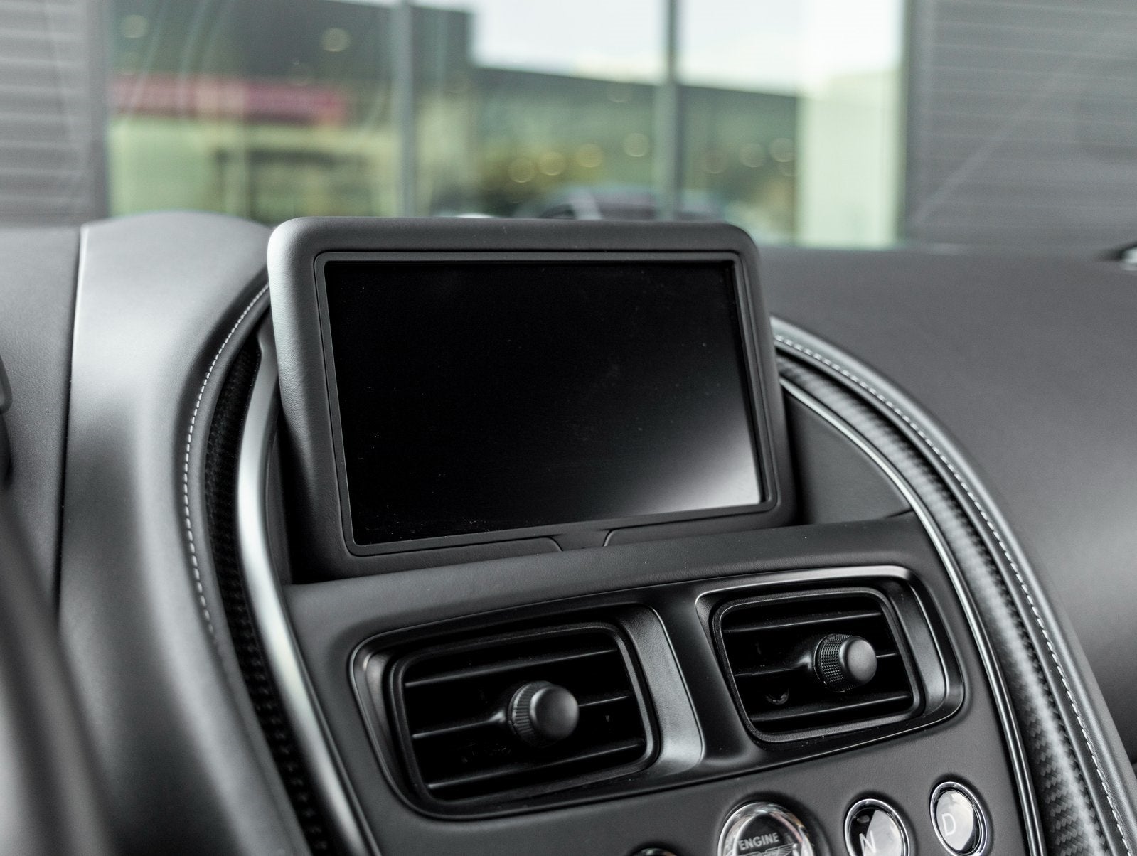 2022 Aston Martin DBS Superleggera