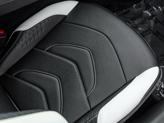 2022 Aston Martin DBS Superleggera