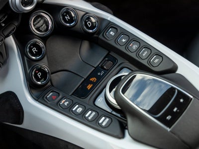 2019 Aston Martin Vantage Base