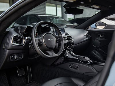 2022 Aston Martin Vantage Base