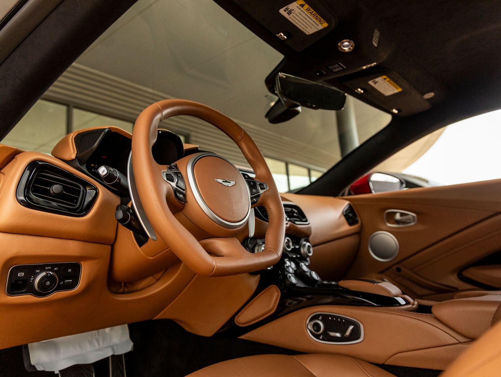 2020 Aston Martin Vantage Base