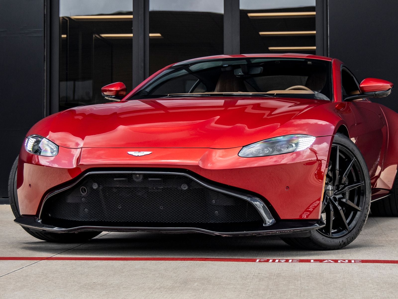2020 Aston Martin Vantage Base