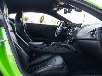 2022 Aston Martin Vantage Base