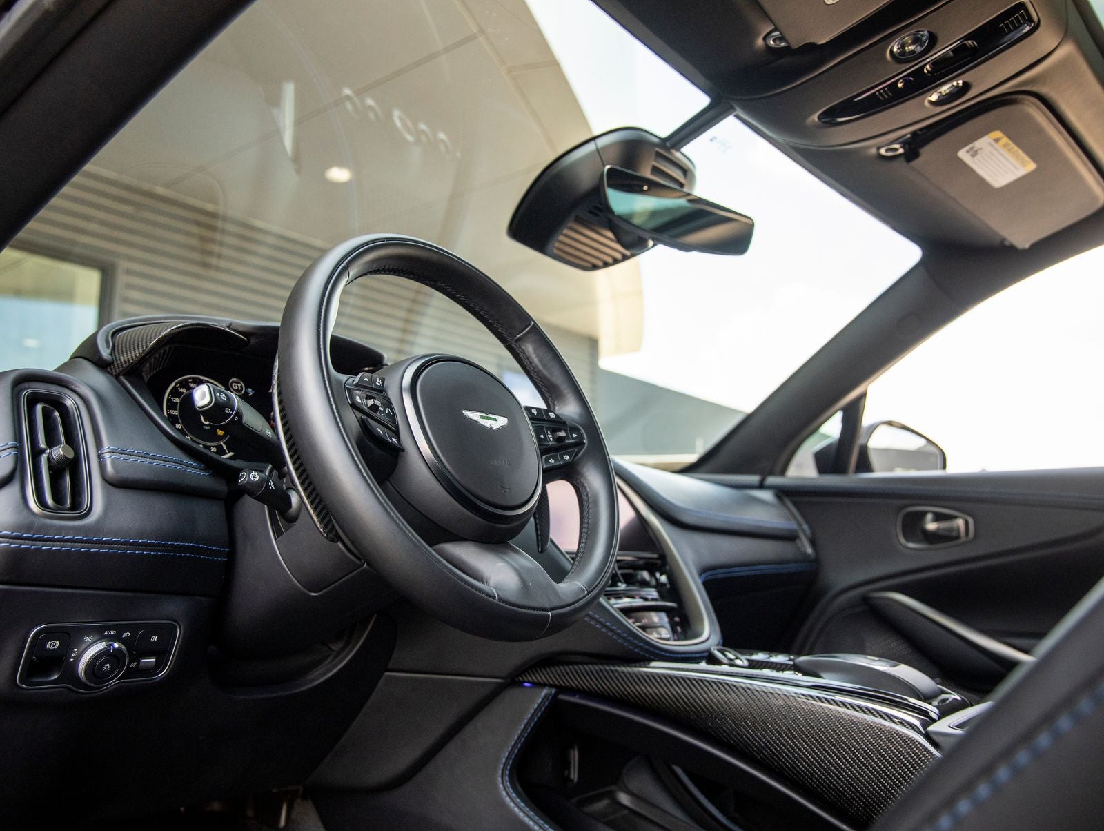2023 Aston Martin DBX 707