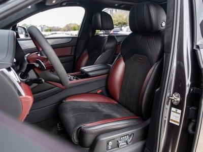 2022 Bentley Bentayga V8