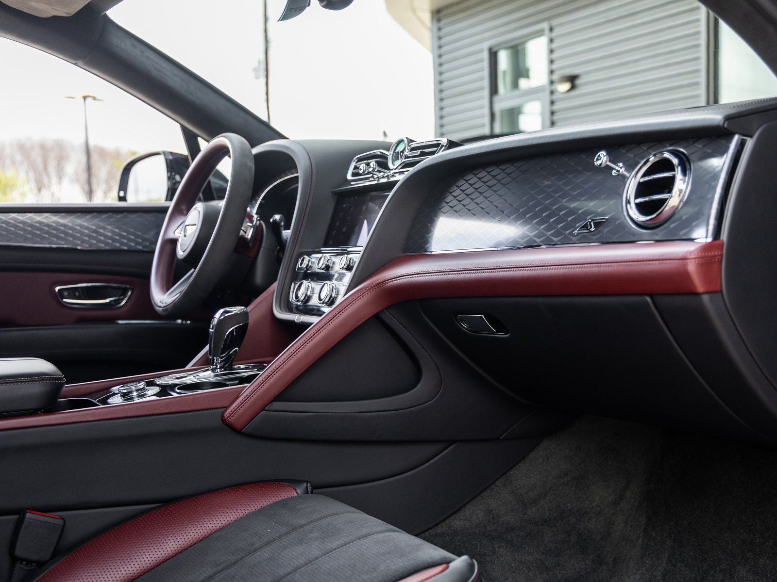 2022 Bentley Bentayga V8