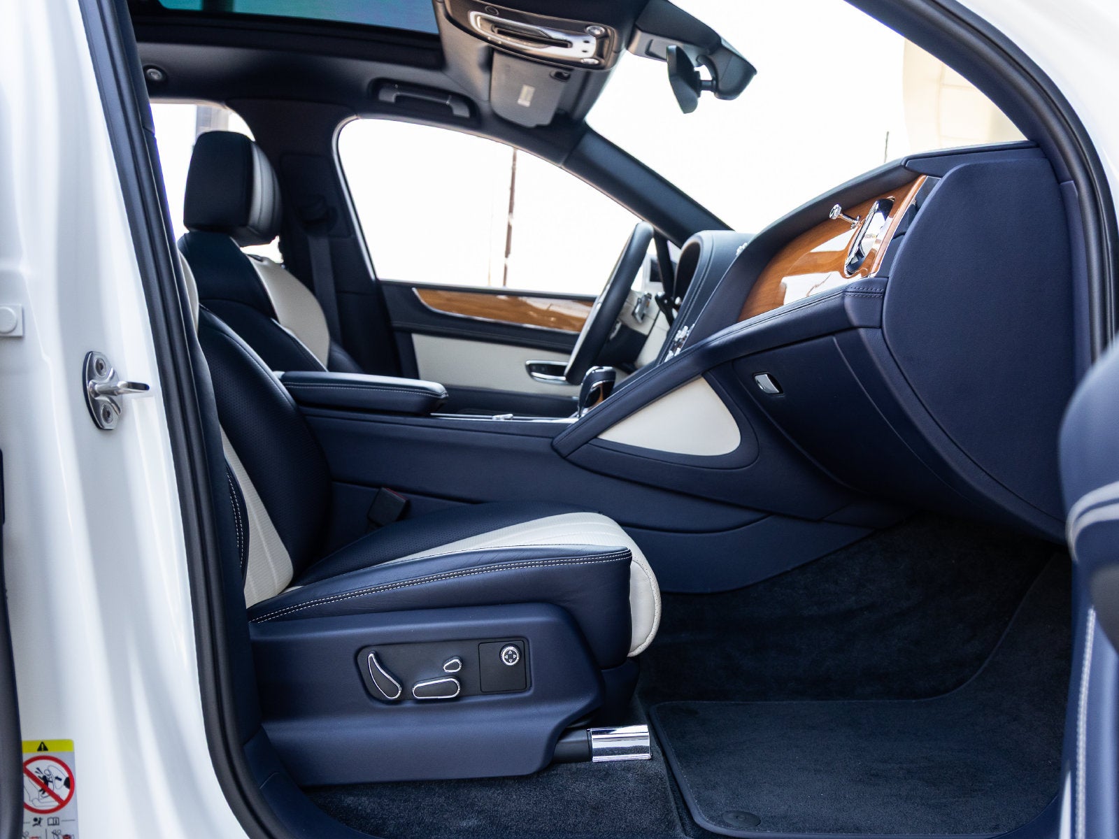 2021 Bentley Bentayga V8