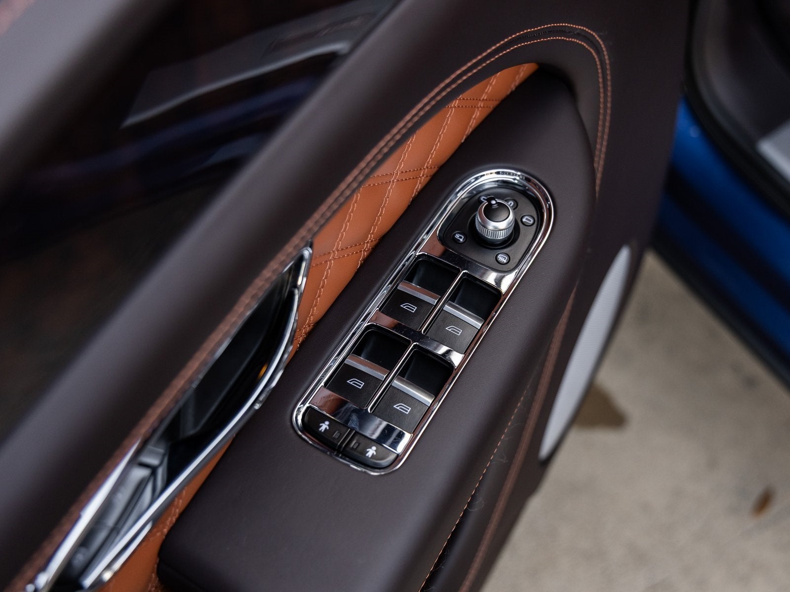 2023 Bentley Bentayga Base