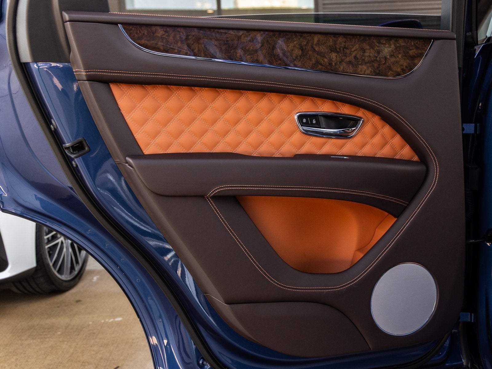 2023 Bentley Bentayga Base