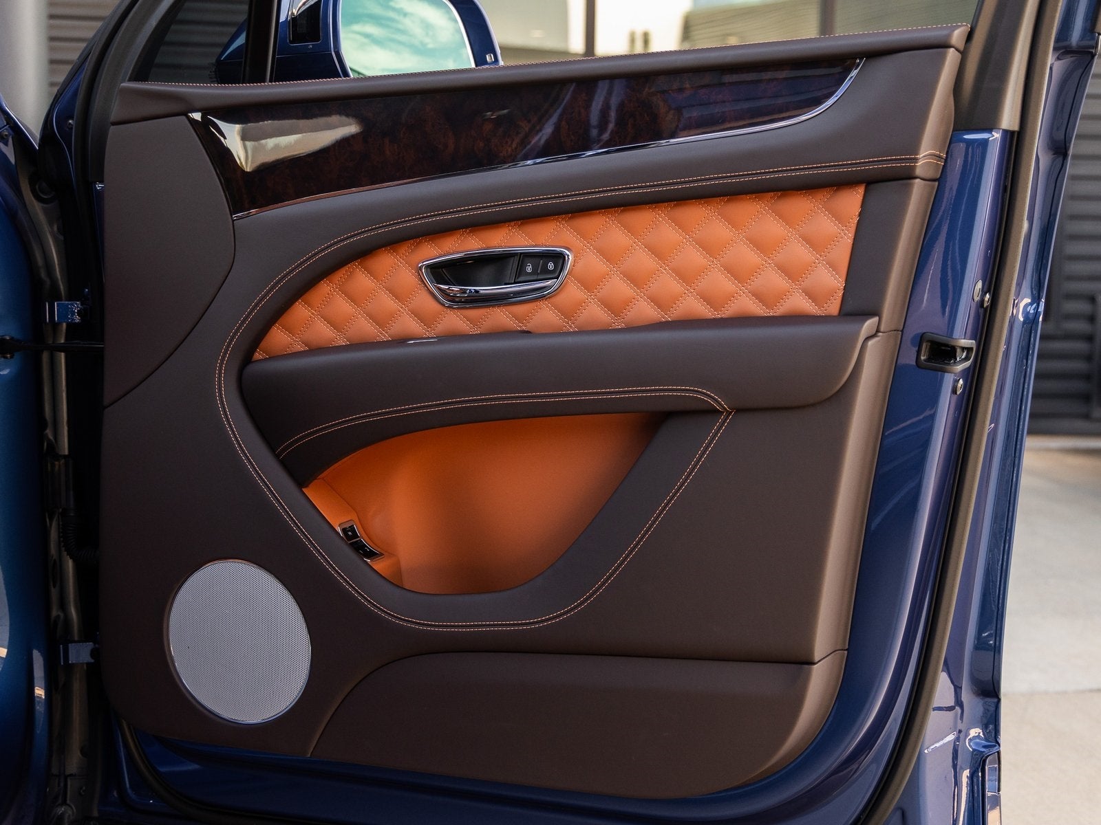 2023 Bentley Bentayga Base