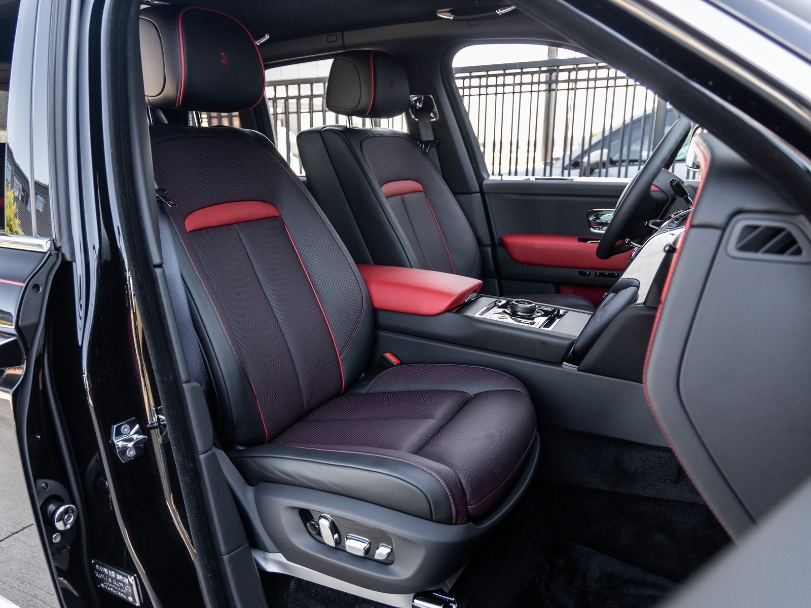 2025 Rolls-Royce Cullinan 