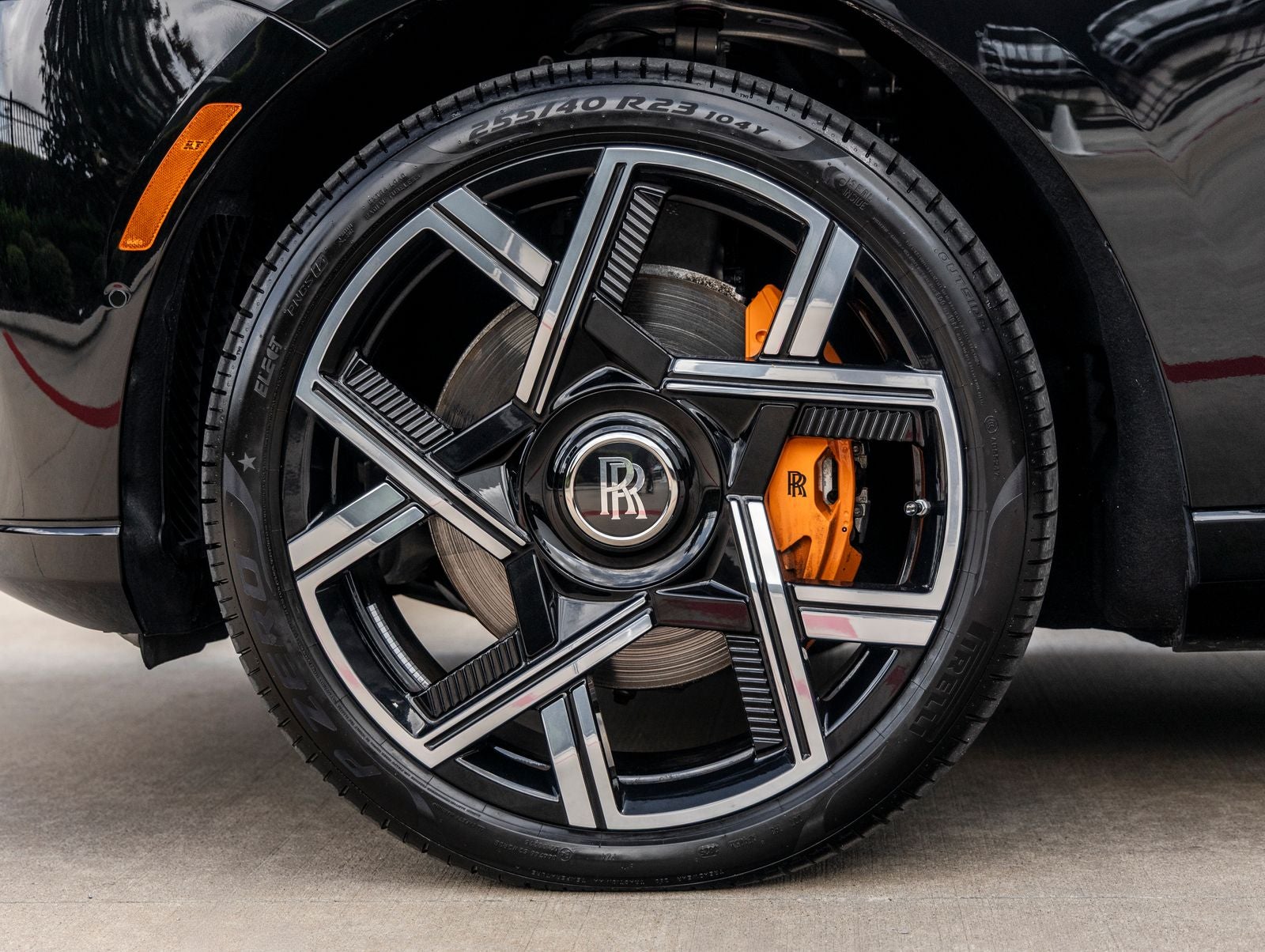 2026 Rolls-Royce Cullinan Black Badge