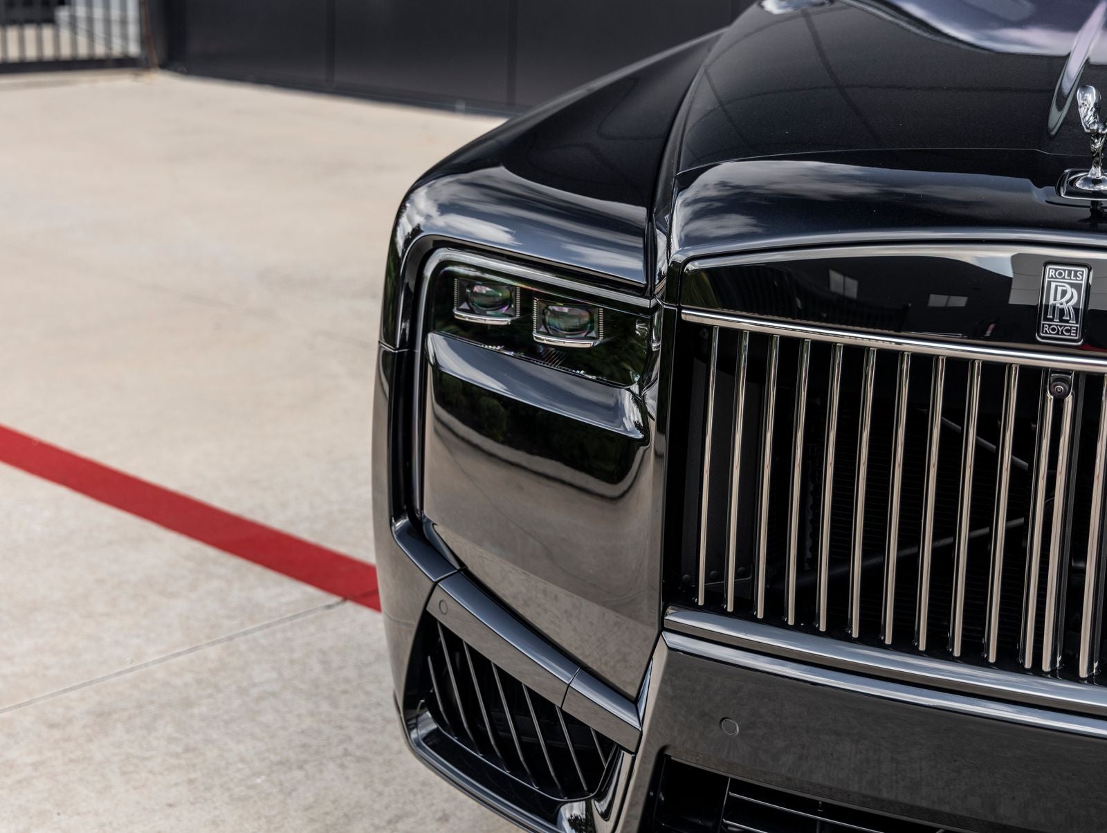 2026 Rolls-Royce Cullinan Black Badge