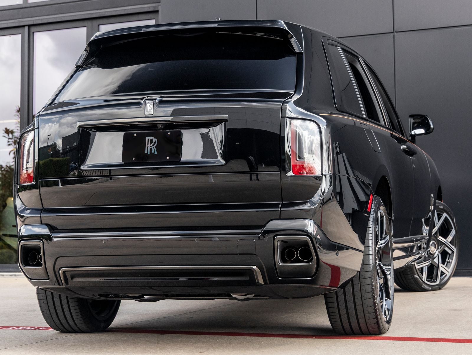 2026 Rolls-Royce Cullinan Black Badge