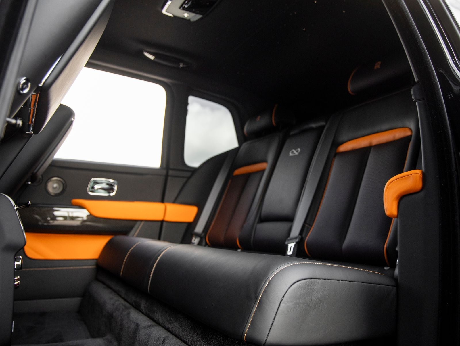 2026 Rolls-Royce Cullinan Black Badge