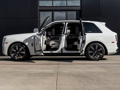 2019 Rolls-Royce Cullinan Base