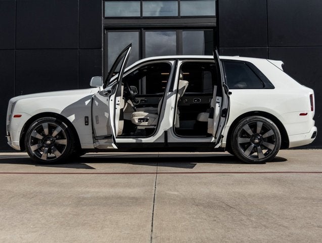2019 Rolls-Royce Cullinan Base