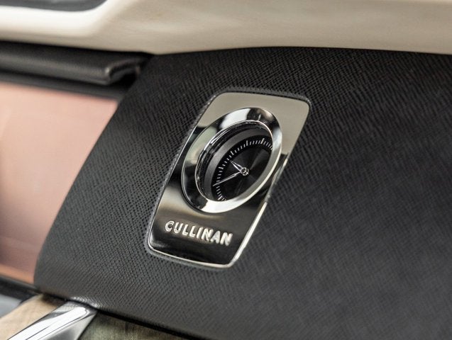 2019 Rolls-Royce Cullinan Base