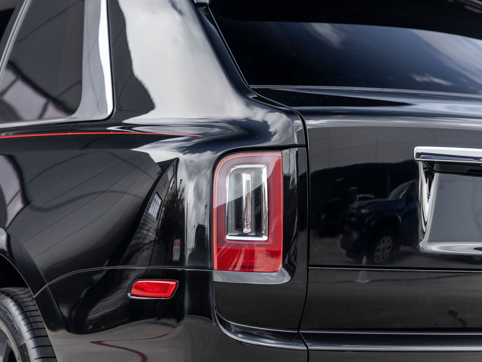 2021 Rolls-Royce Cullinan Base