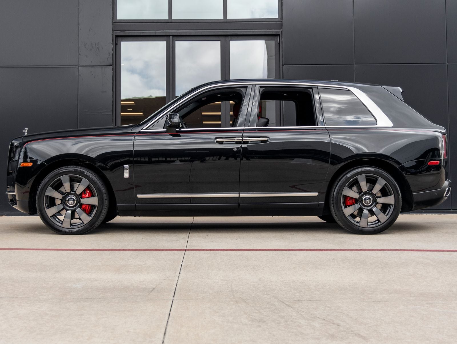2021 Rolls-Royce Cullinan Base