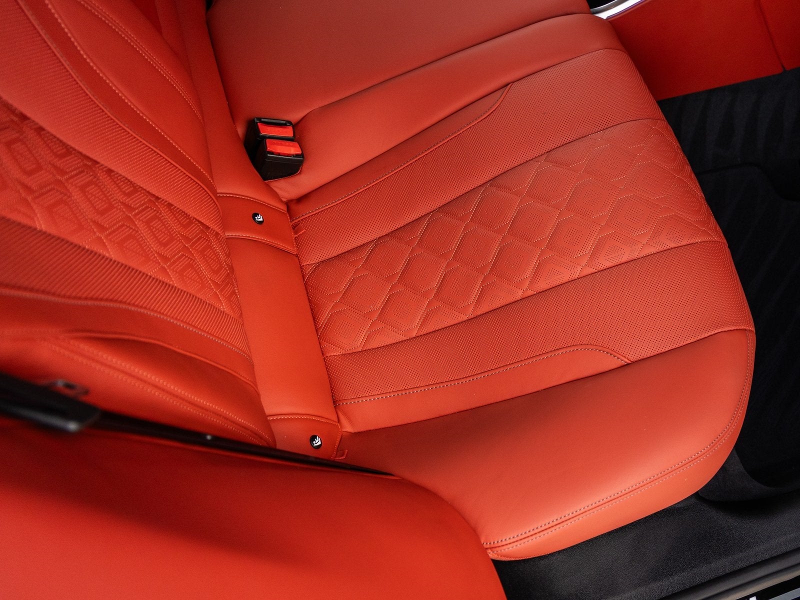 2025 BMW M8 Competition