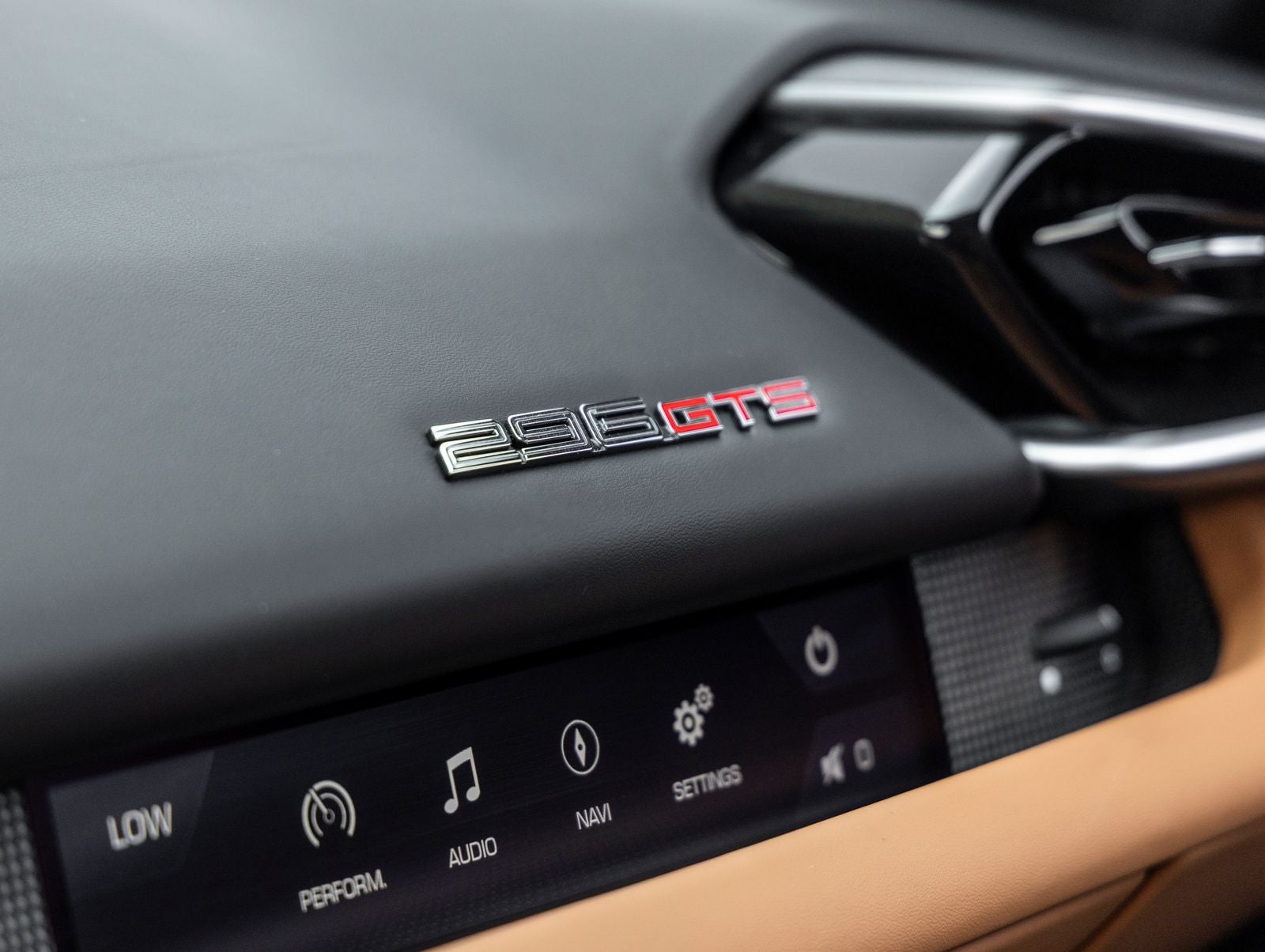 2025 Ferrari 296 GTS Base