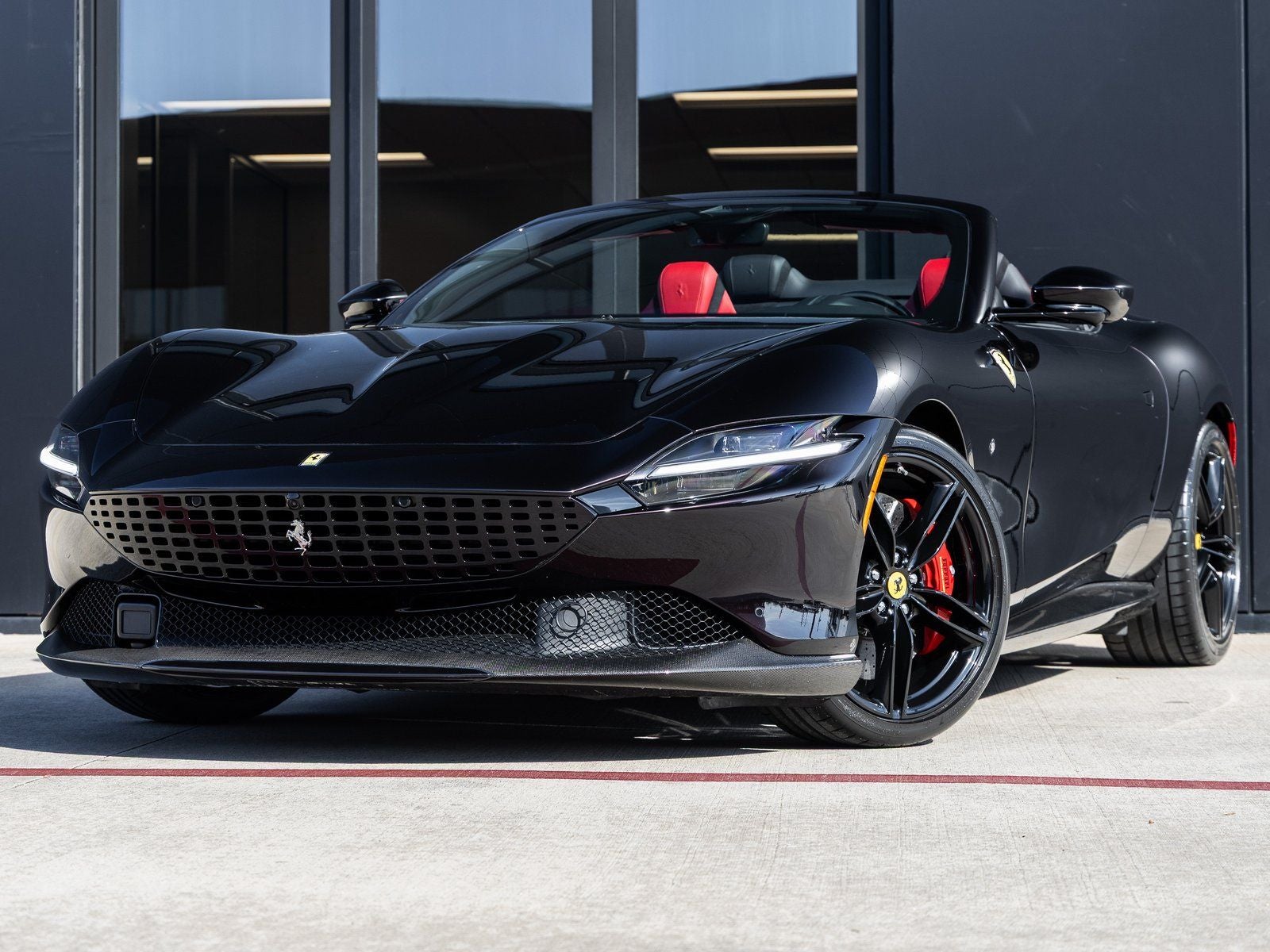 2024 Ferrari Roma Base