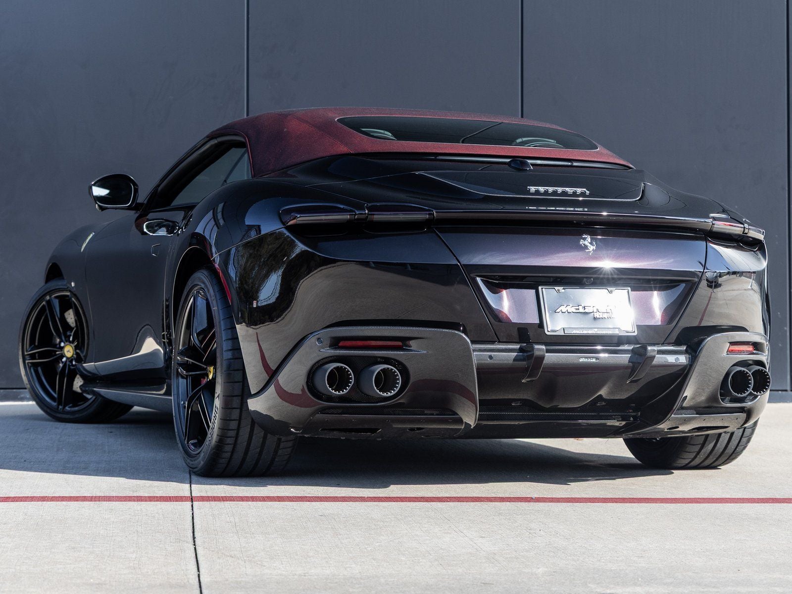 2024 Ferrari Roma Base