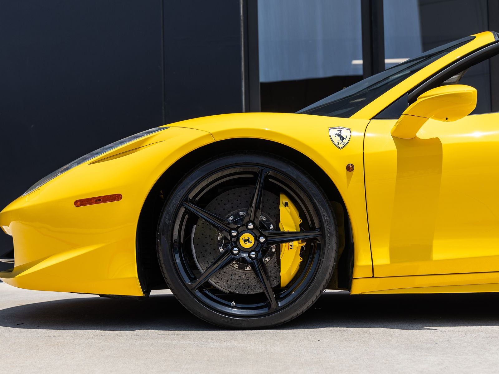 2015 Ferrari 458 Spider Base