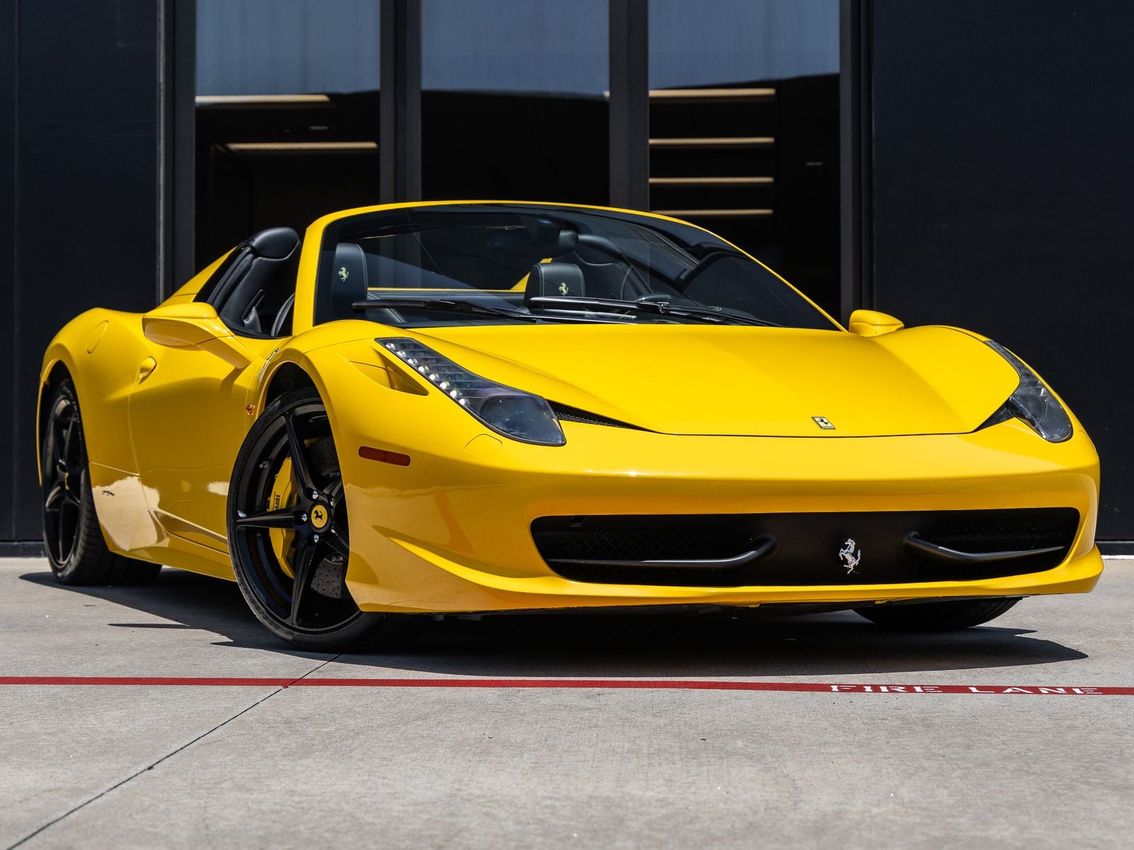 2015 Ferrari 458 Spider Base