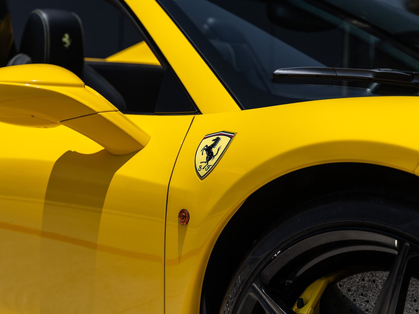 2015 Ferrari 458 Spider Base