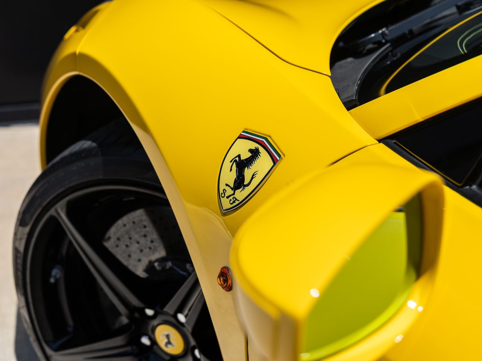 2015 Ferrari 458 Spider Base