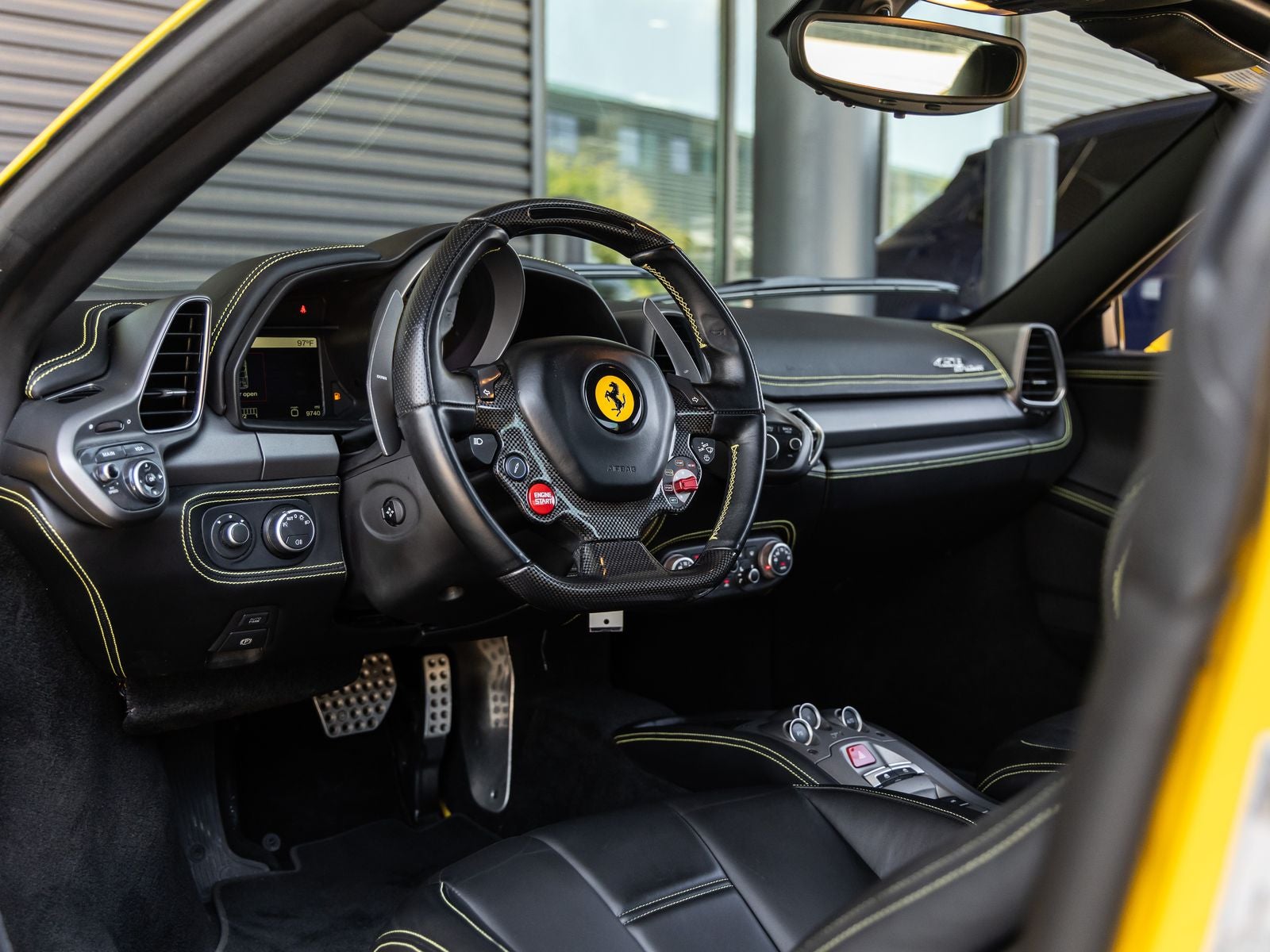 2015 Ferrari 458 Spider Base