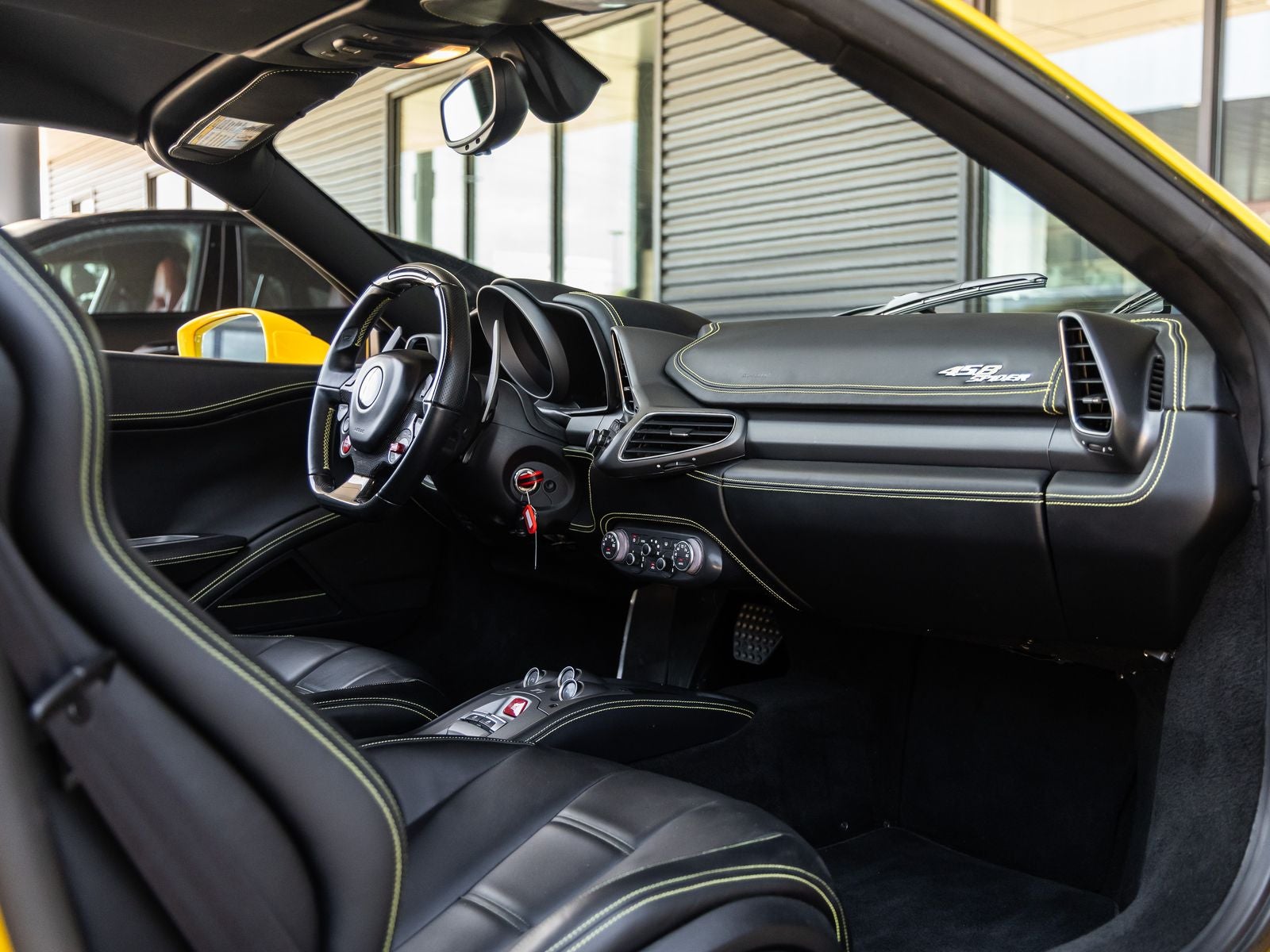 2015 Ferrari 458 Spider Base