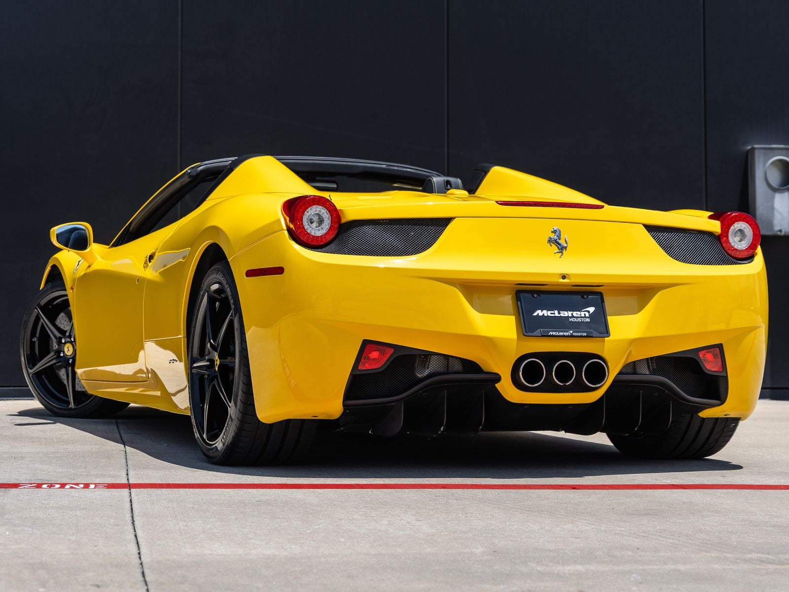 2015 Ferrari 458 Spider Base