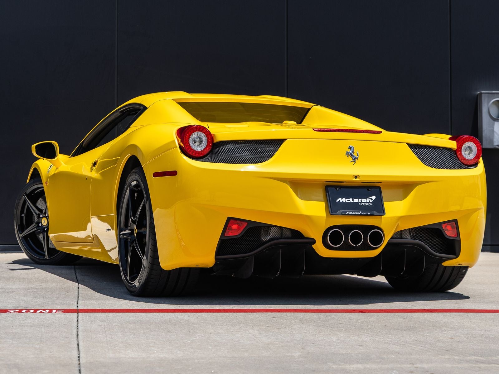 2015 Ferrari 458 Spider Base