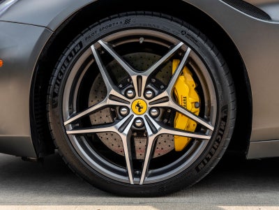 2016 Ferrari California T