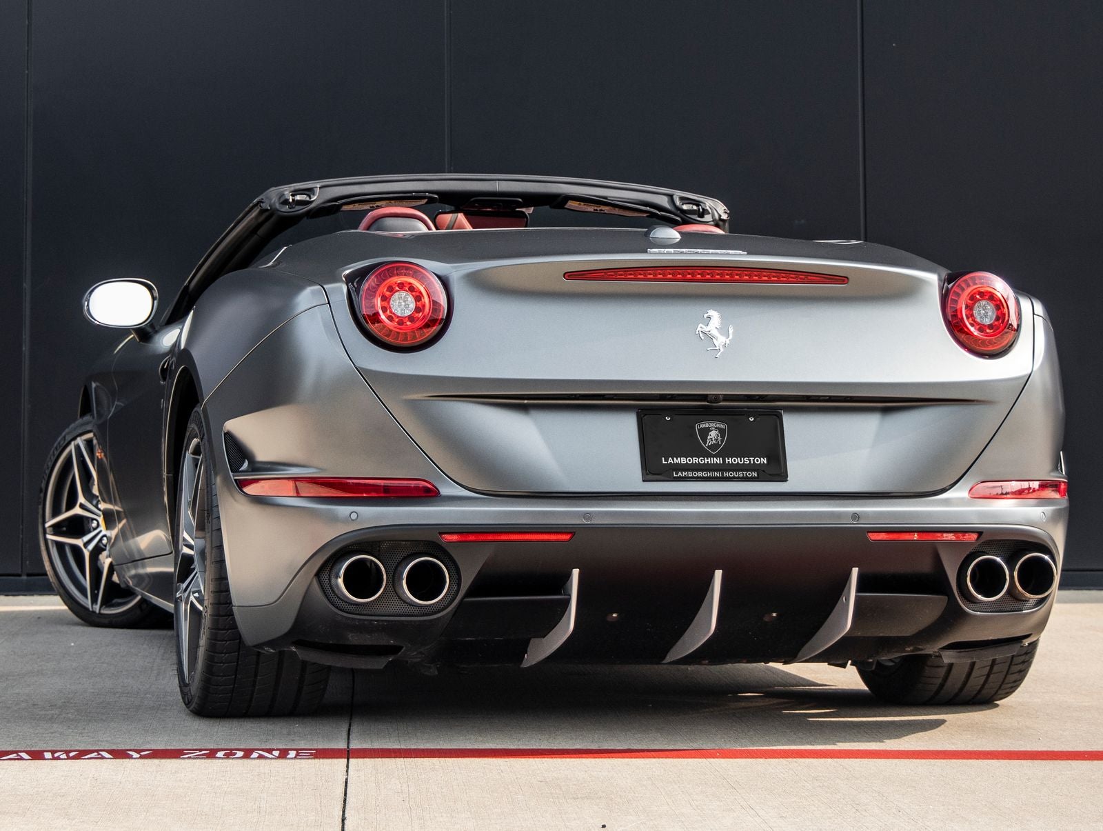 2016 Ferrari California T