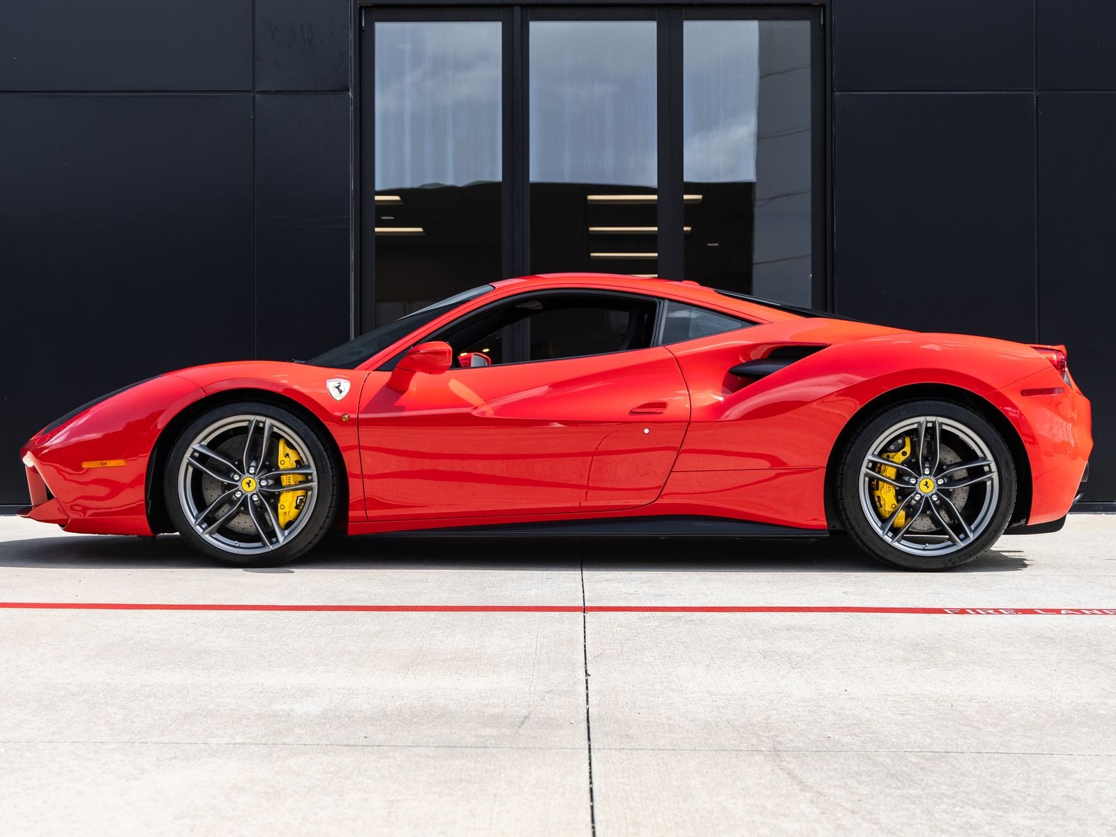 2017 Ferrari 488 GTB Base