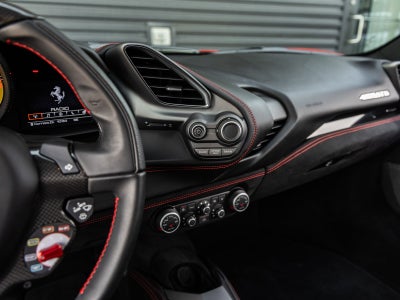 2017 Ferrari 488 GTB Base